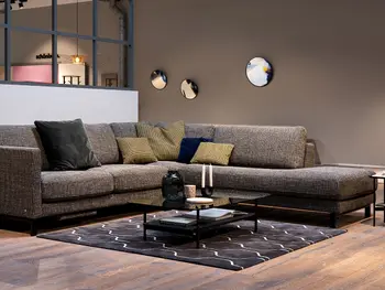 Einladende große Eckcouch aus Stoff in Braun von Rolf Benz.